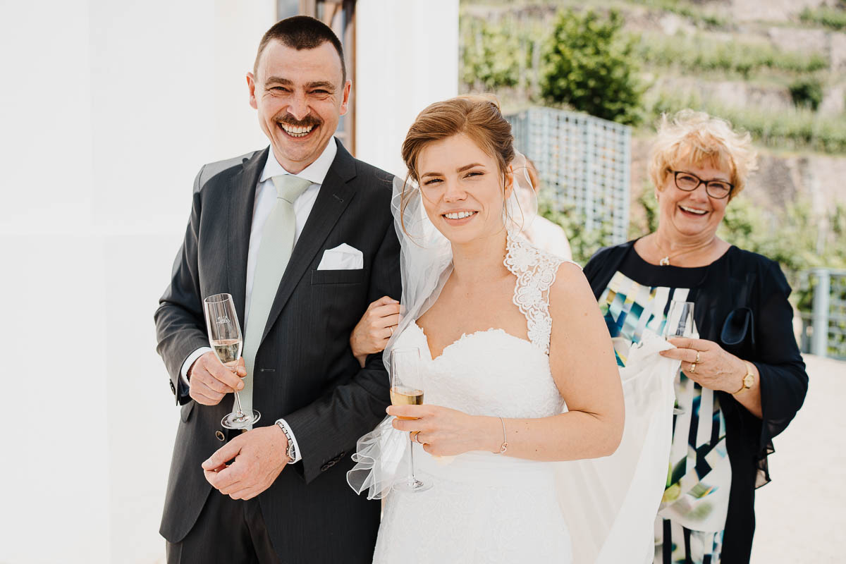 Authentische Hochzeitsbilder voller Freude.